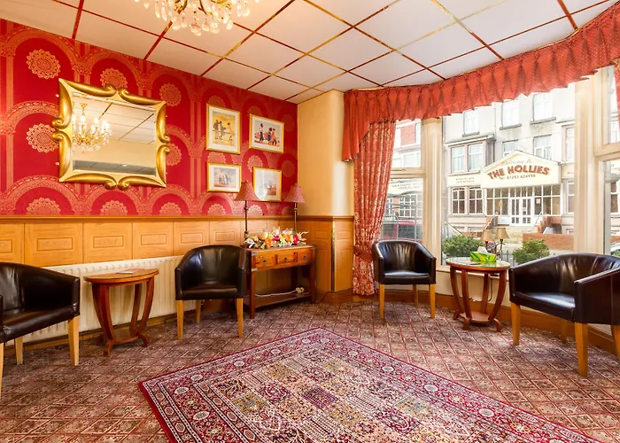 Oak LeaAirport Hotel